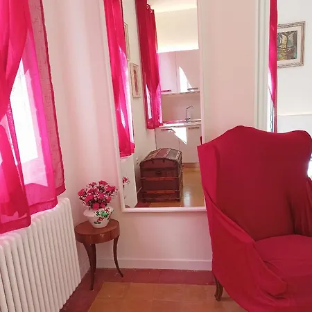 Ca' D'agostino Aparthotel