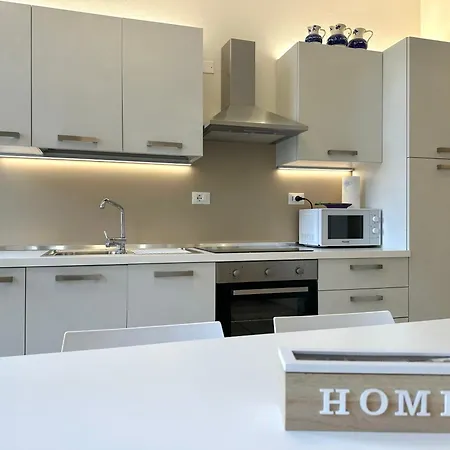 Ca' D'agostino Apartahotel