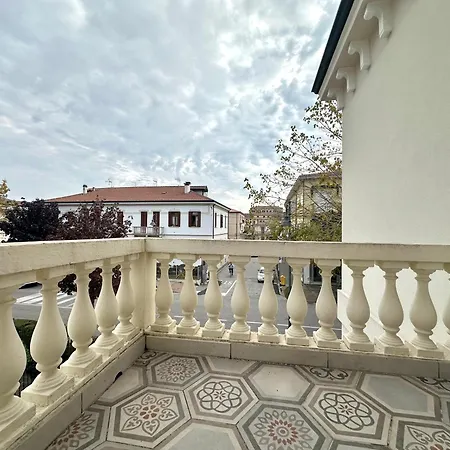 Ca' D'agostino Apartahotel