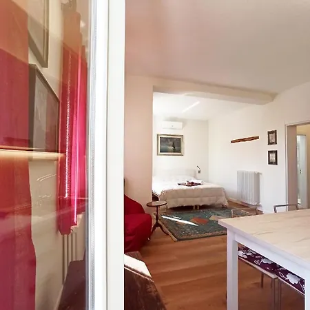 Ca' D'agostino Aparthotel
